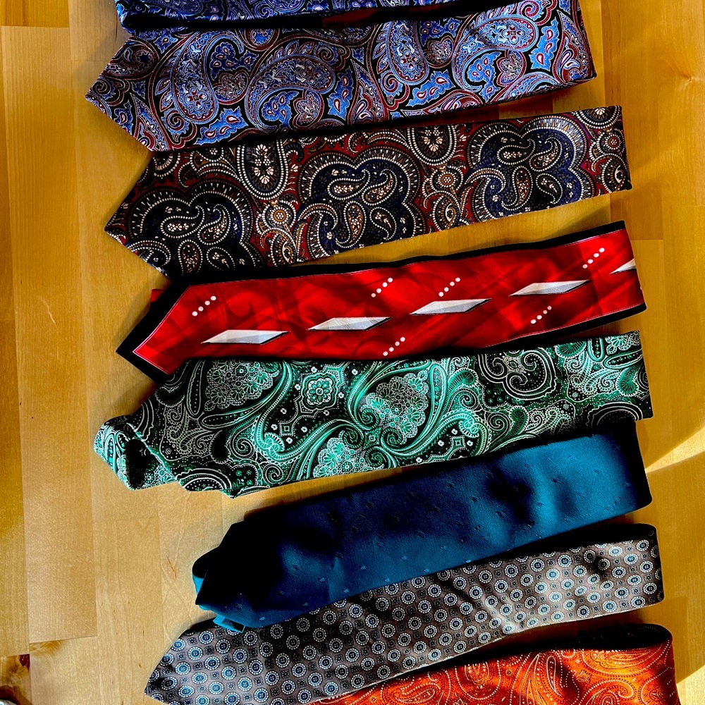 Neckties with different colors and patterns. A LOT of 9 ties
